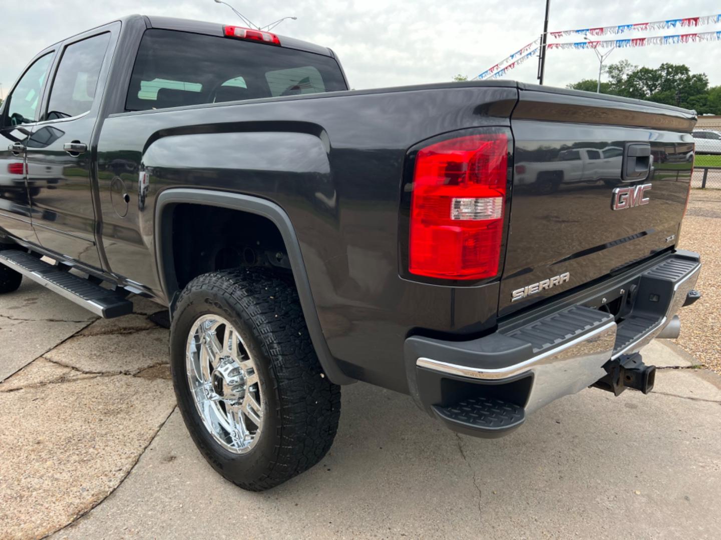 2015 Dark Grey /Black GMC Sierra 2500HD SLE (1GT12YE85FF) with an 6.6L Duramax Diesel engine, Allison Transmission transmission, located at 4520 Airline Hwy, Baton Rouge, LA, 70805, (225) 357-1497, 30.509325, -91.145432 - 2015 GMC 2500HD Crew Cab SLE 4X4 **No Accidents** 6.6L Duramax Diesel, Allison Transmission, Deleted, 200K Miles, Heated Leather, Power Windows, Locks & Mirrors, Cold A/C, Tow Pkg, Small Dent On Passenger Side Top Of Bed (See Pic). FOR INFO PLEASE CONTACT JEFF AT 225 357-1497 CHECK OUT OUR A+ RAT - Photo#7